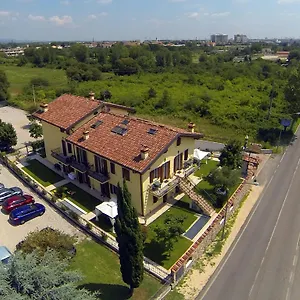 Residenza La Ricciolina Aparthotel Verona